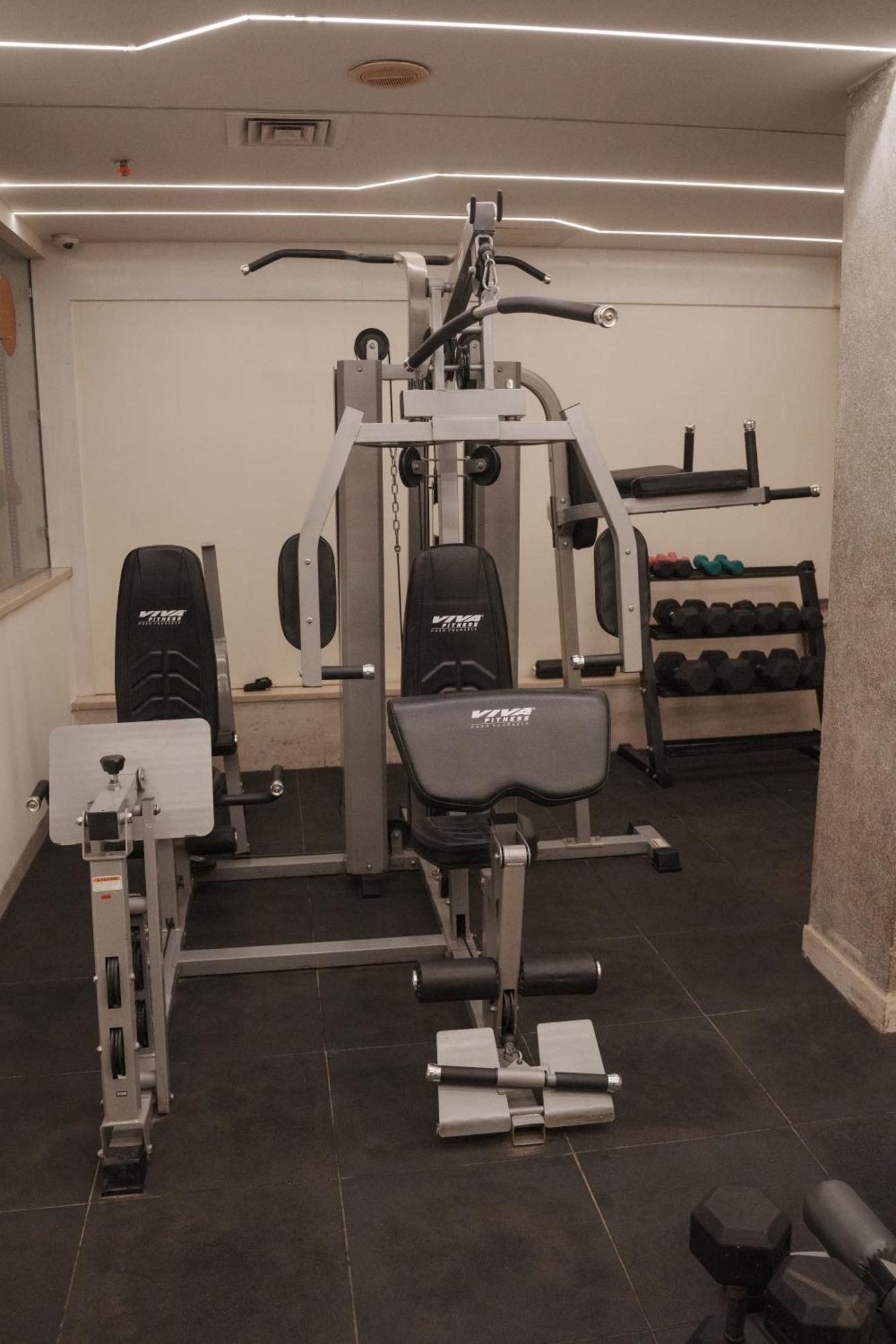 Empire Platinum Suites 新德里 外观 照片